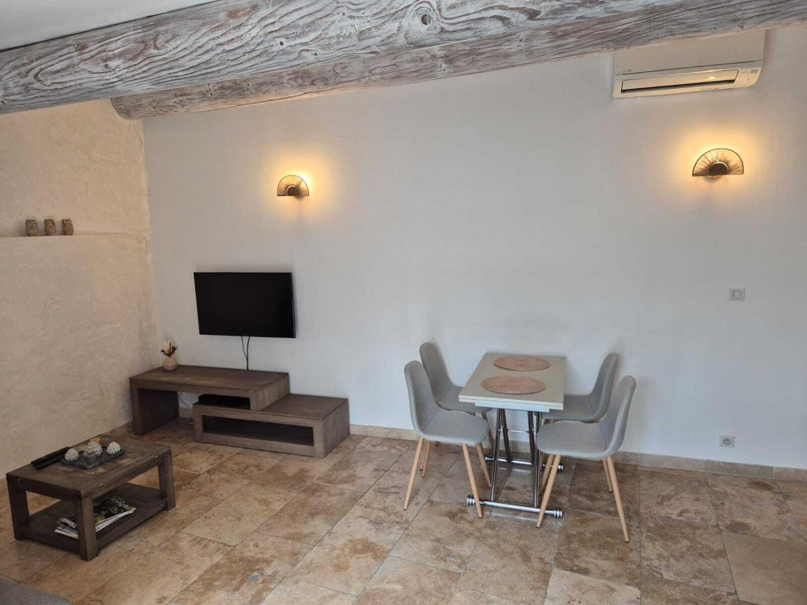 Apartamento Nuit Etoilée LʼIsle-sur-la-Sorgue Exterior foto